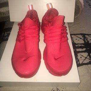 Red Nike air presto leather