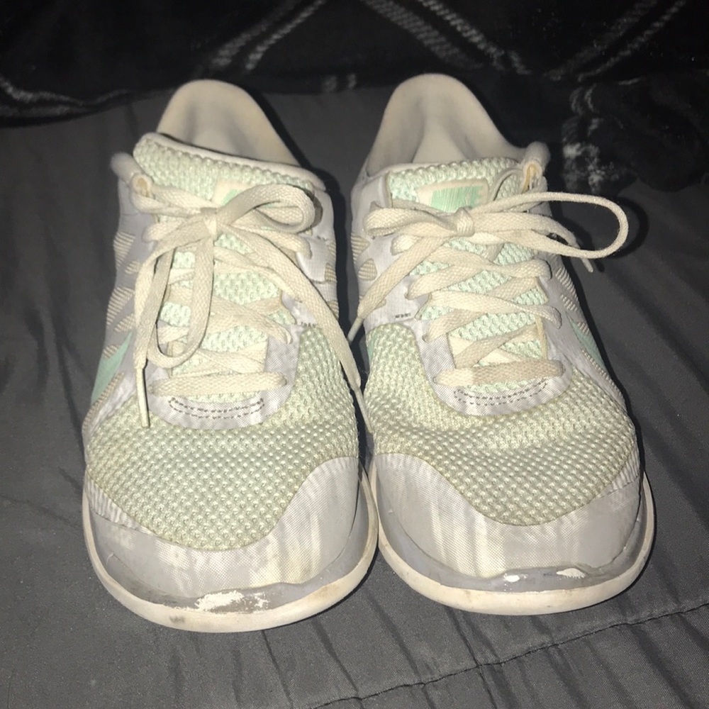 nike running shoe