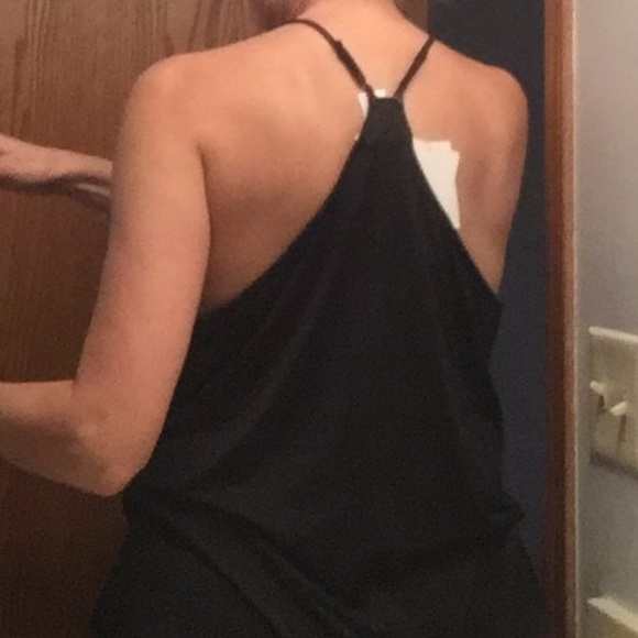 🆕 BLACK LACED TANK TOP with LINING - Picture 2 of 6