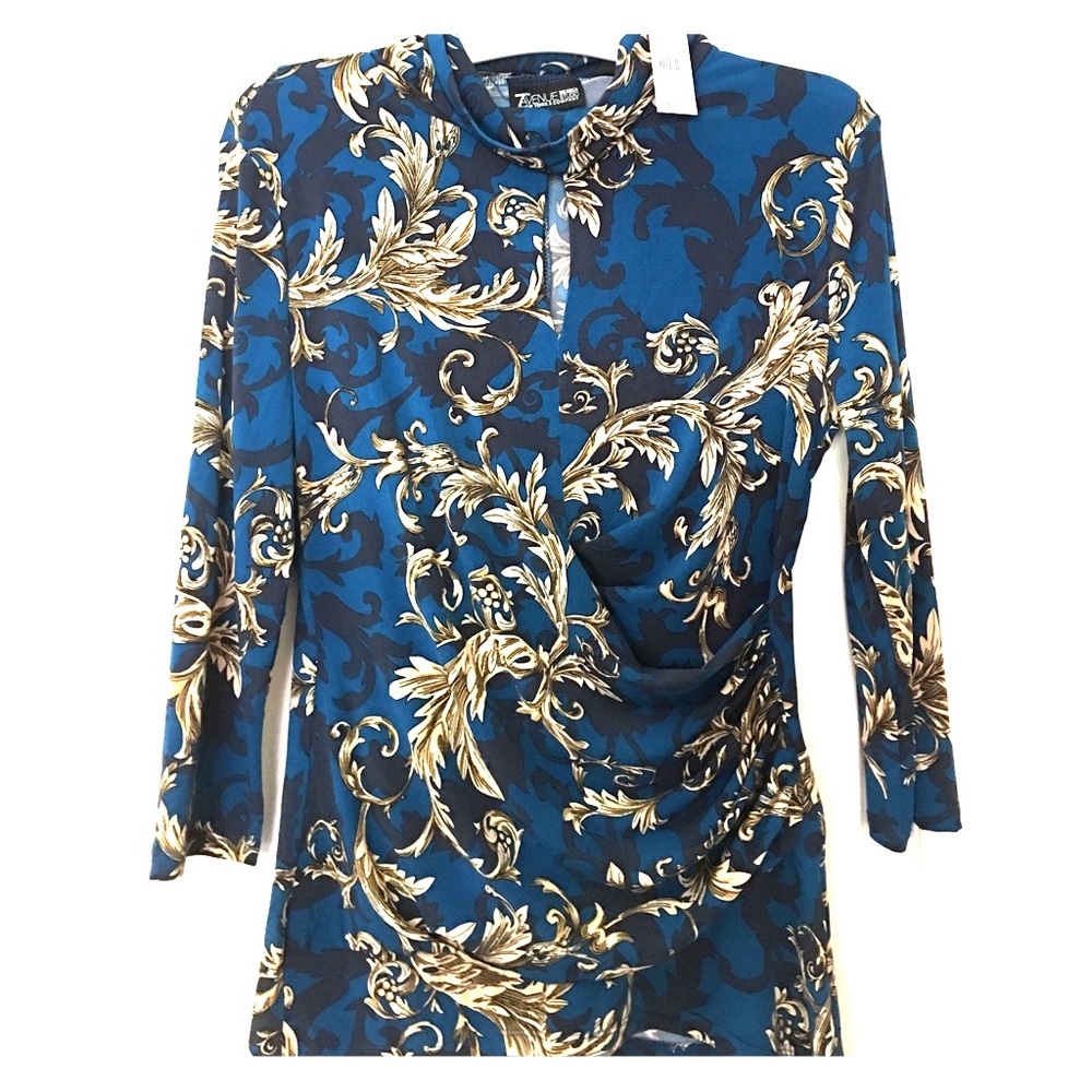 New York and co blue keyhole top