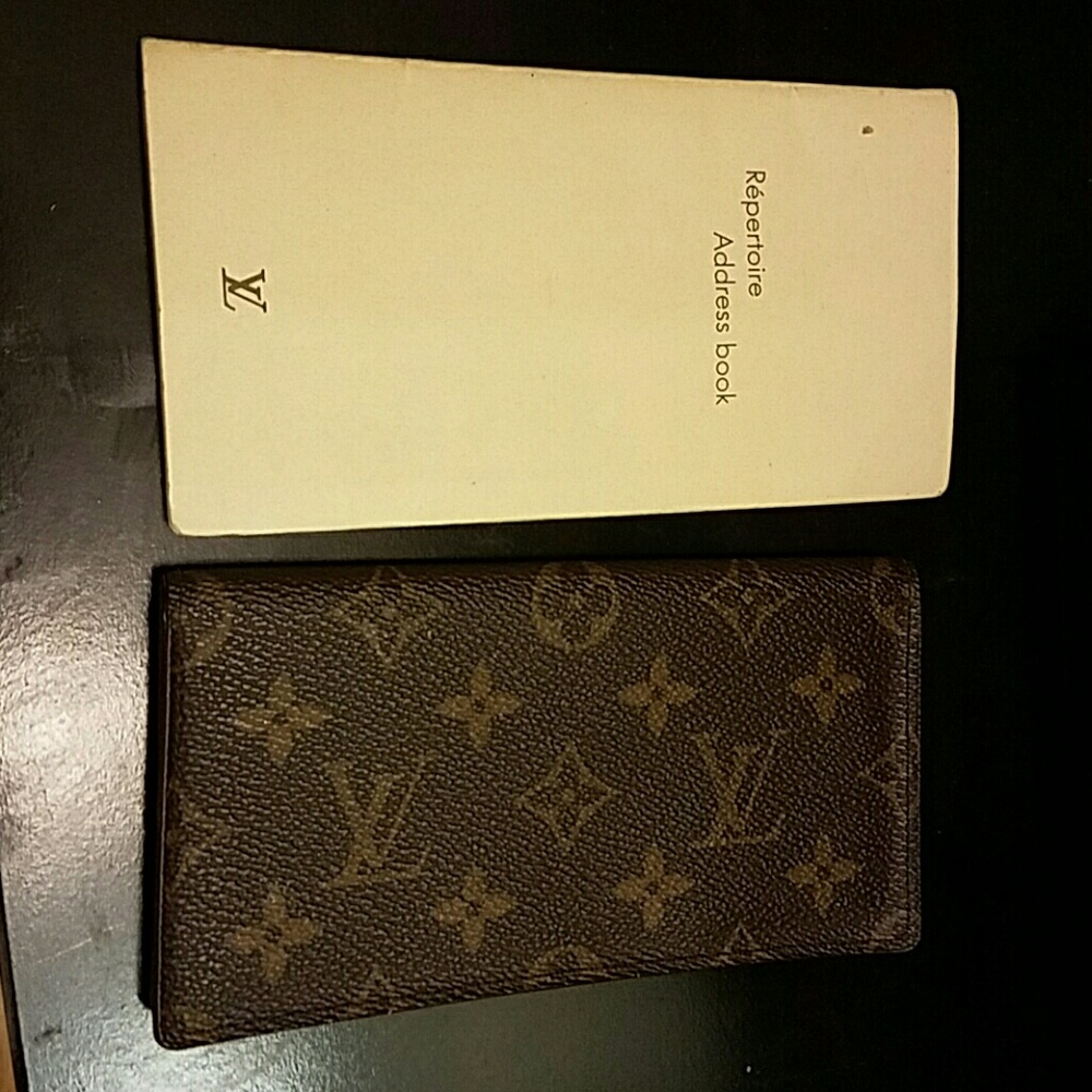 Authentic Louis Vuitton  check book holder