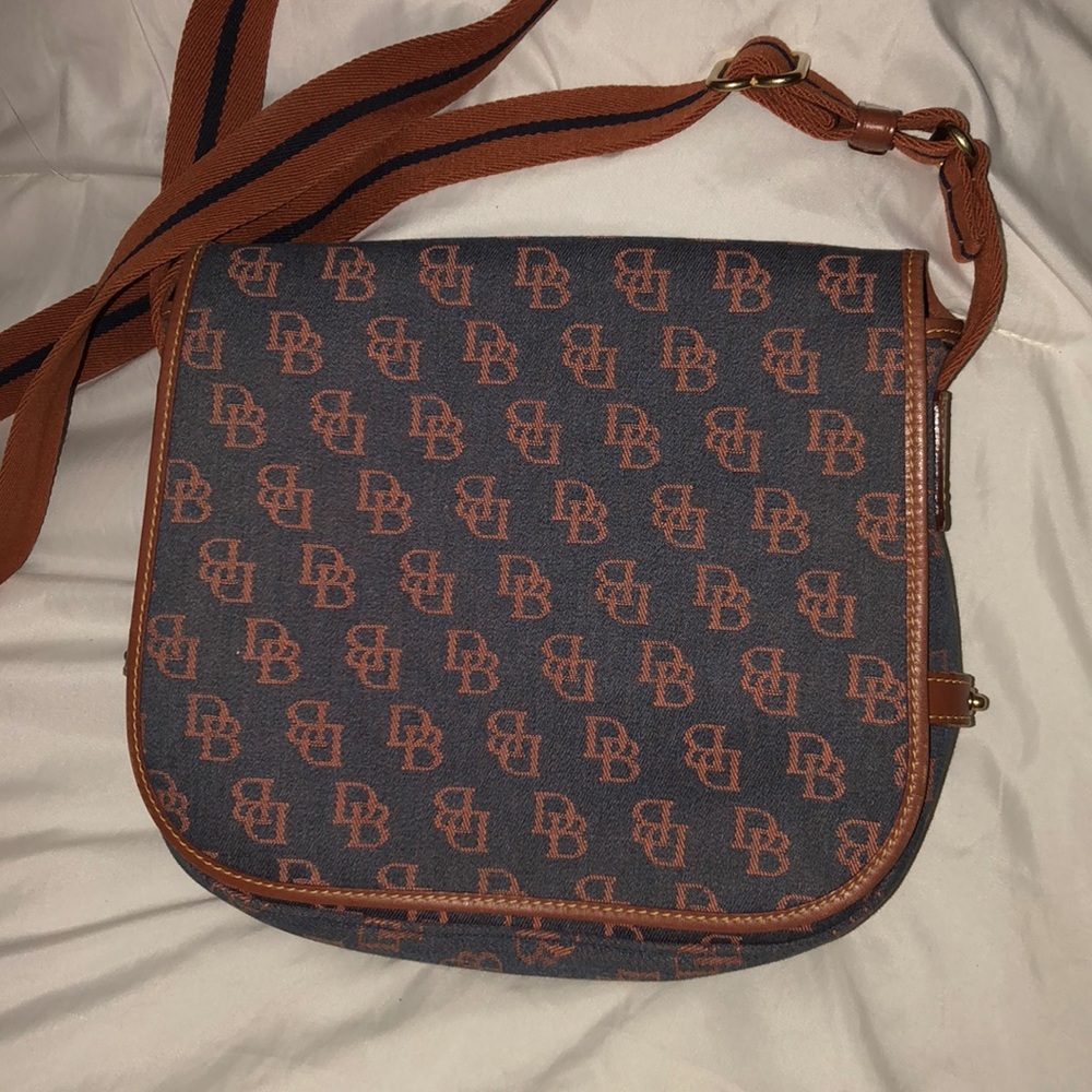 Authentic Dooney & Bourke messenger bag
