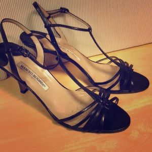 Manolo Blahnik Black T-Strap Heels Strappy Sandals