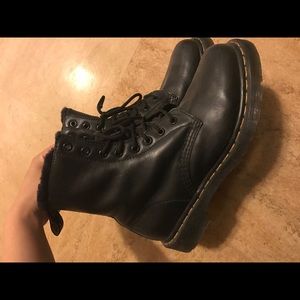 Dr. Martens Classic Boots with FUR inside!!
