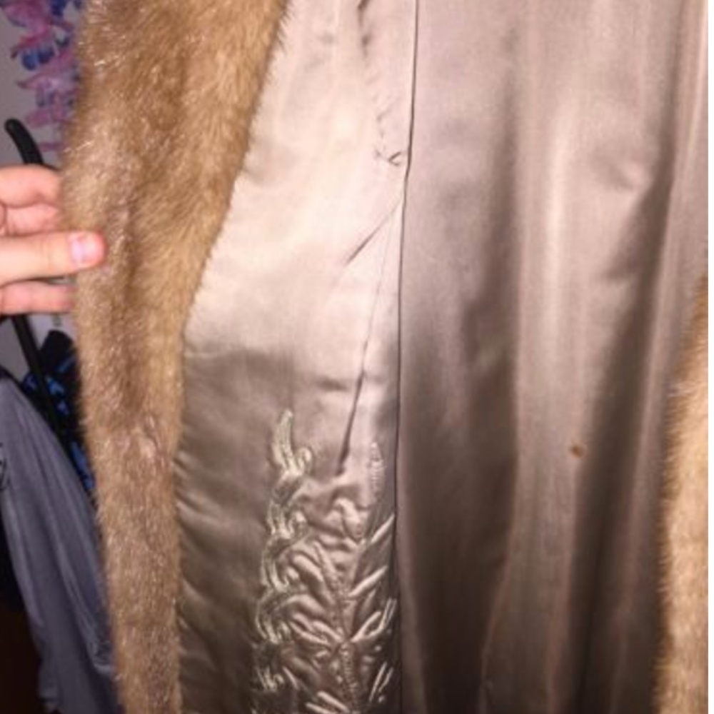 Vintage Mink Coat, Autumn Haze Brown - Picture 4 of 7