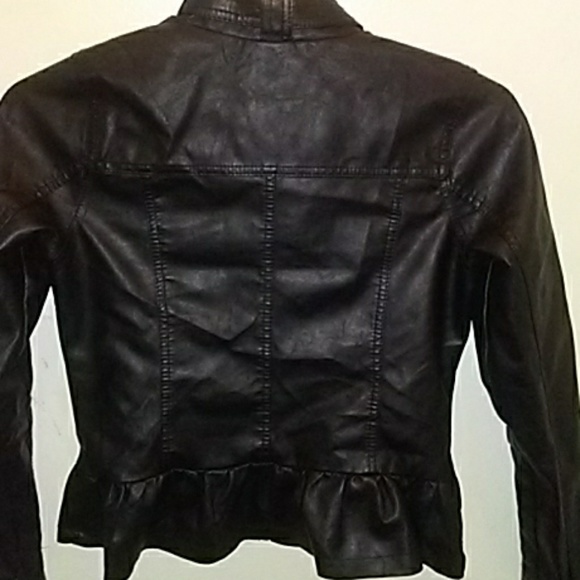 Girls ruffle faux leather jacket - Picture 4 of 4