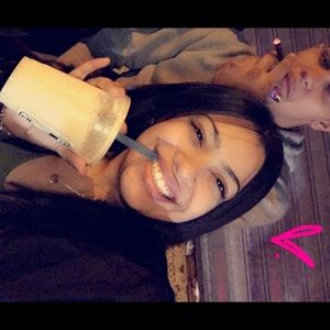 Meet your Posher, Leslie