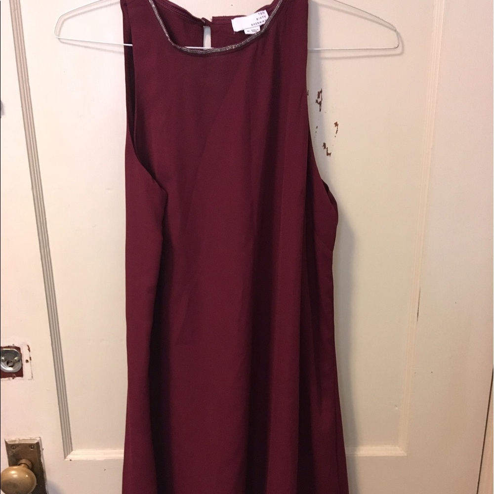 Maroon shift style dress