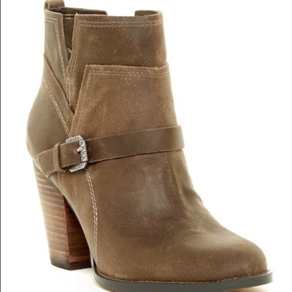 IVANKA FRANKLY BELTED BOOTIE