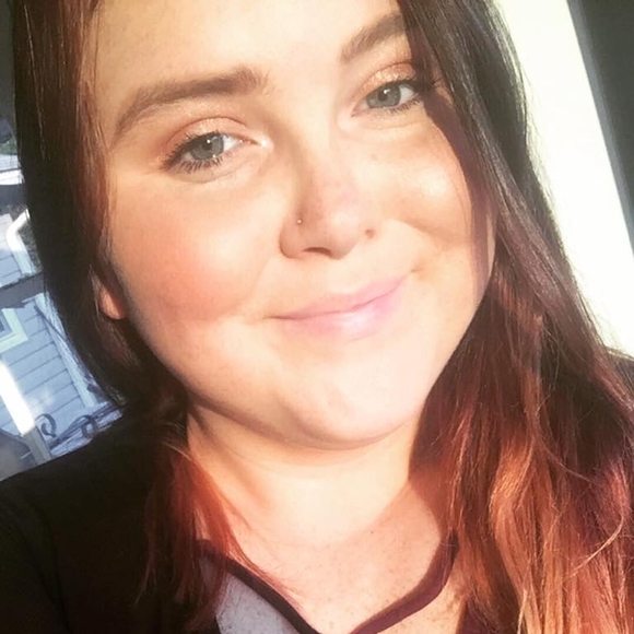 Meet your Posher, Kaileigh - Picture 1 of 1