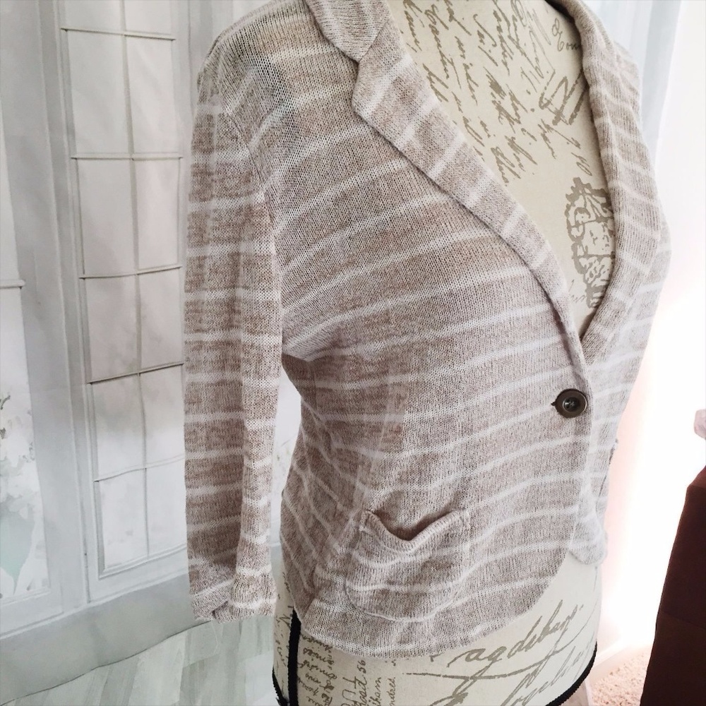 American Rag Juniors Medium Taupe Blazer Sweater - Picture 2 of 4