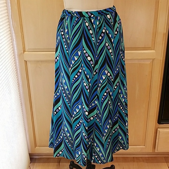 Bob Mackie wearable art silk skirt - Picture 2 of 5