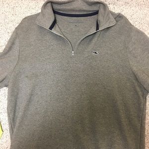 Vineyard vines sweater