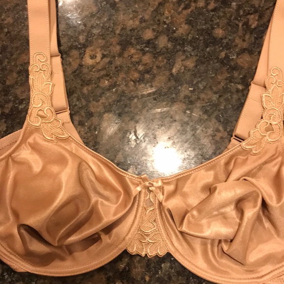 Chantelle 3682 UW Contour Lace Plunge T Shirt Bra NEW $84