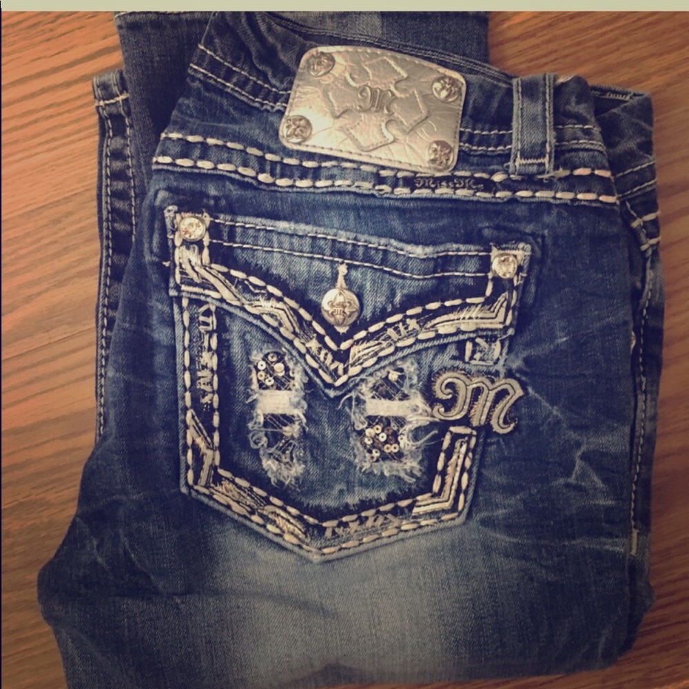 NWOT Miss Me Buckle jeans size 31