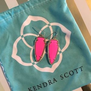 LIMITED EDITION Kendra Scott Mini Skylar Neon!