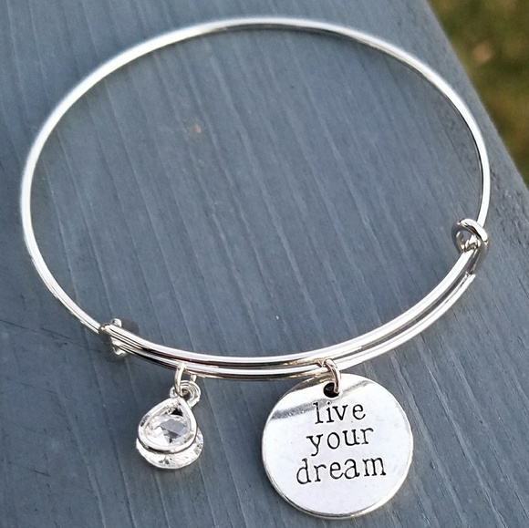 New Live Your Dream expandable charm bracelet - Picture 2 of 4