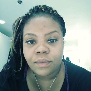 Meet your Posher, Abigail