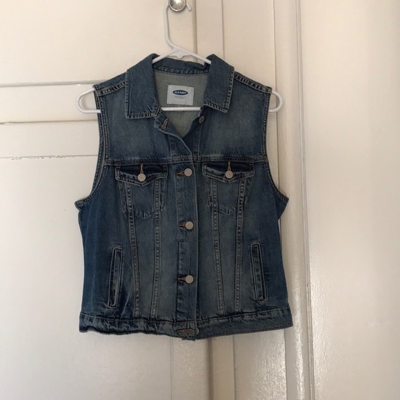 Sleeveless jean jacket - Picture 1 of 4