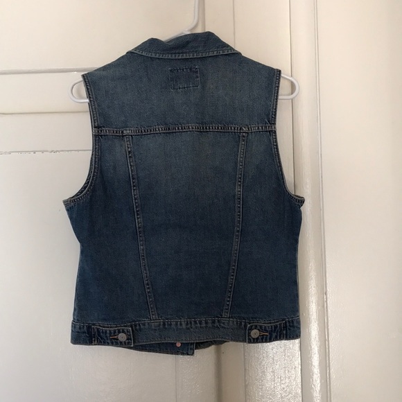 Sleeveless jean jacket - Picture 3 of 4