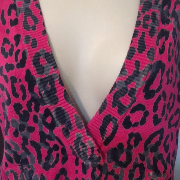 Hooded animal print top - Picture 4 of 7