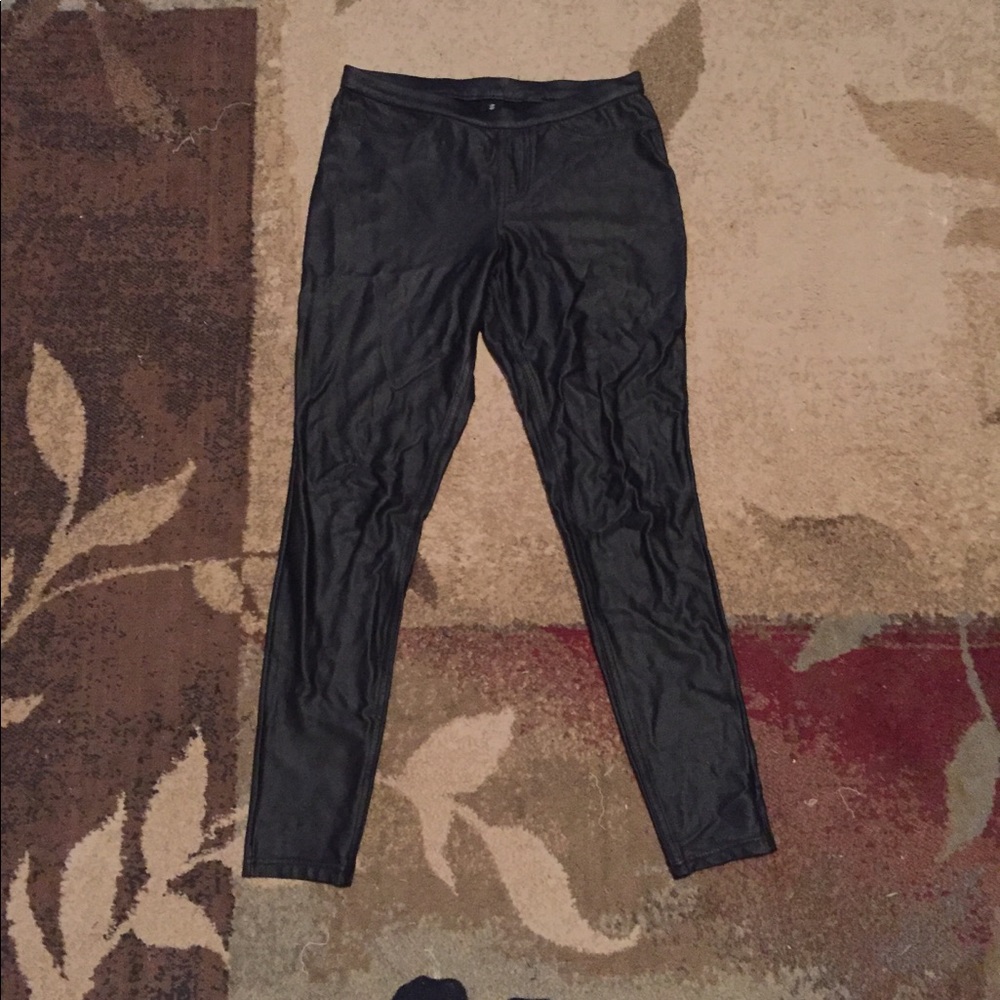 Faux leather leggings