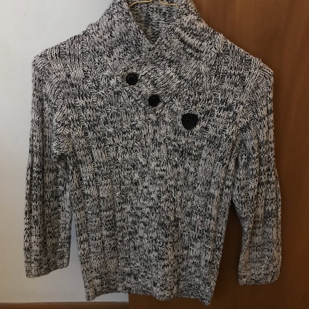 Warm Winter Sweater, Size 5