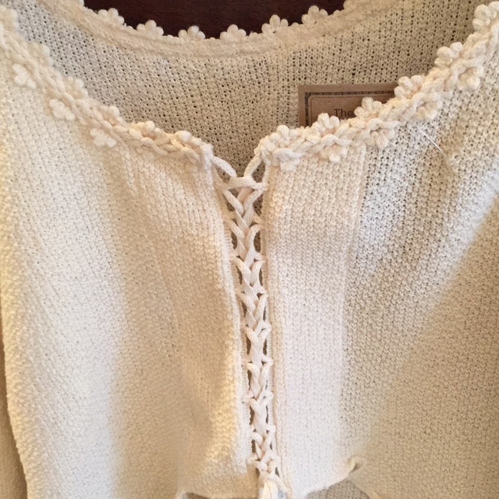 Unique cotton top