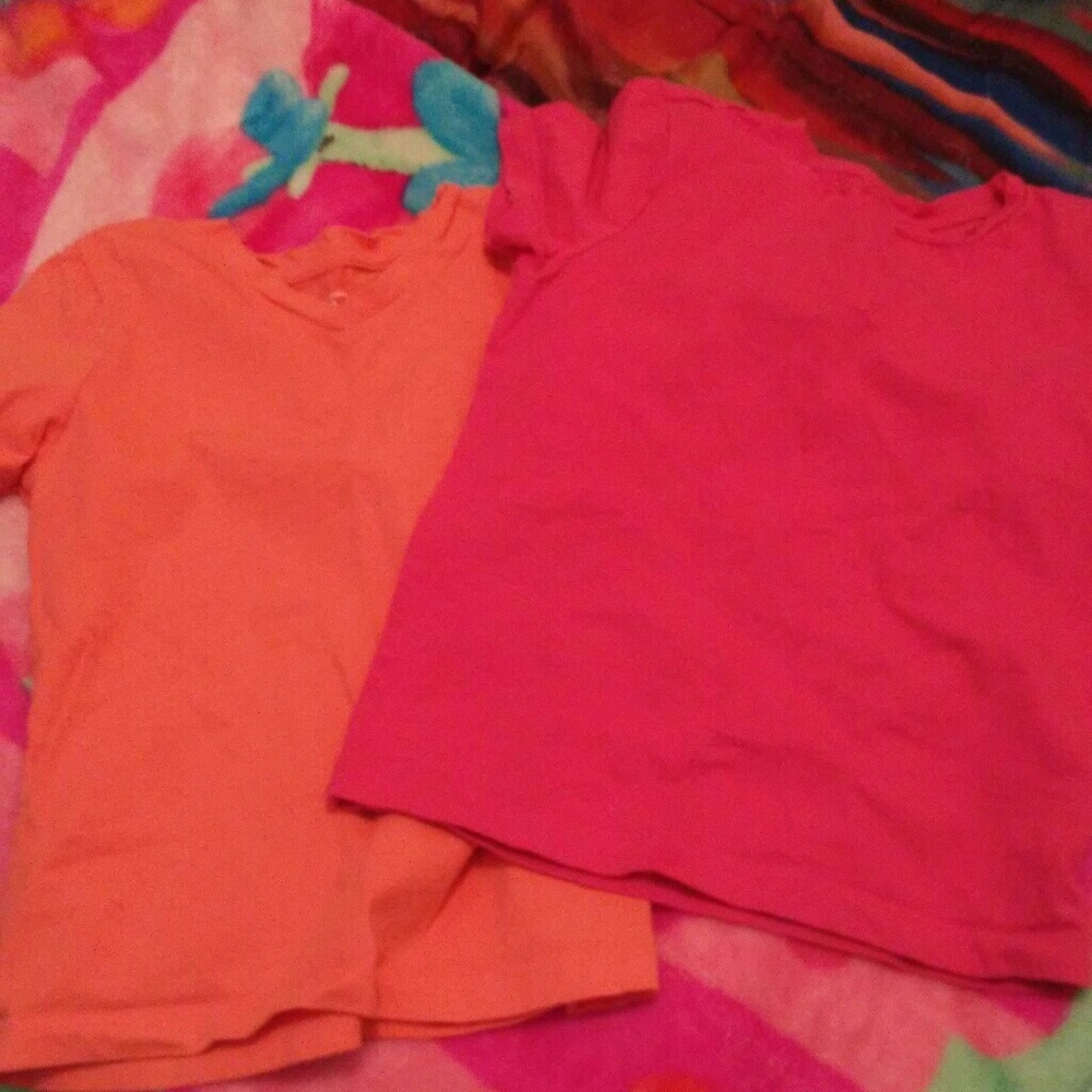 2 shirts/ outfit