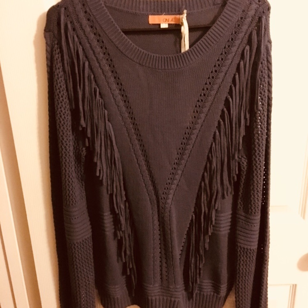 NWT One A Size Large Fringe Sweater