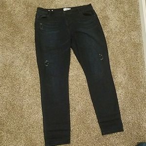 Cabi Destructed Curvy Denim