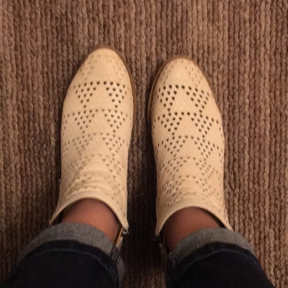 Lucky Brand Basel Ankle Boots
