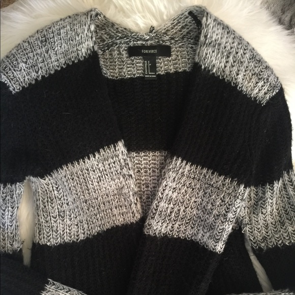 Forever 21 long striped Cardigan sweater - Picture 1 of 3