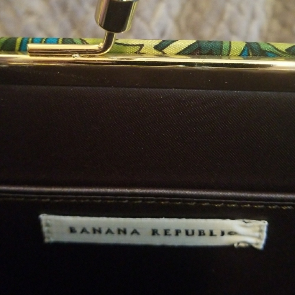 ๐HP๐ Banana Republic NWOT Clutch - Picture 2 of 4