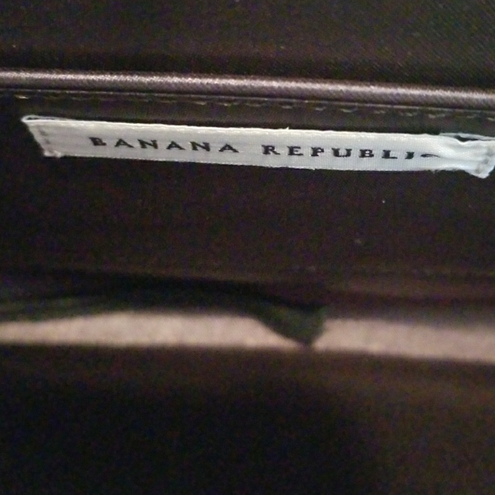 ๐HP๐ Banana Republic NWOT Clutch - Picture 3 of 4
