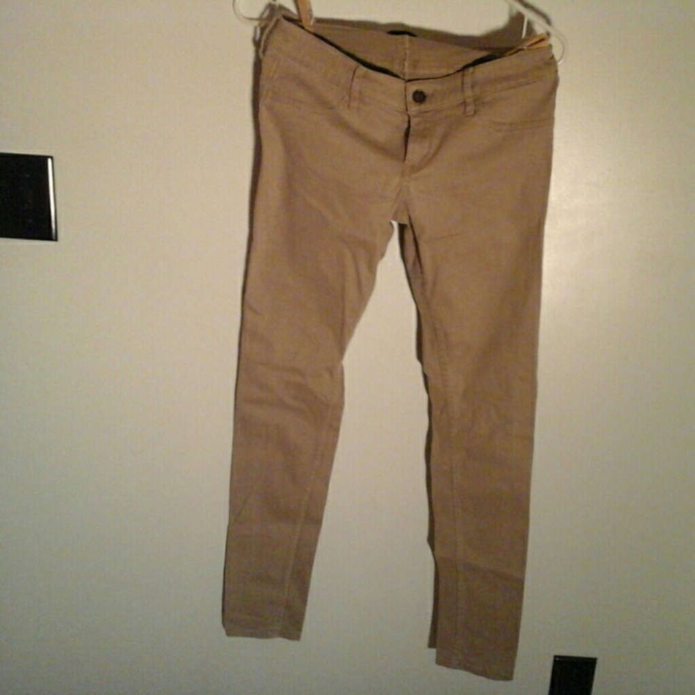 Hollister pair jeans size 7