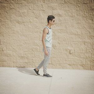 Meet your Posher, Moises