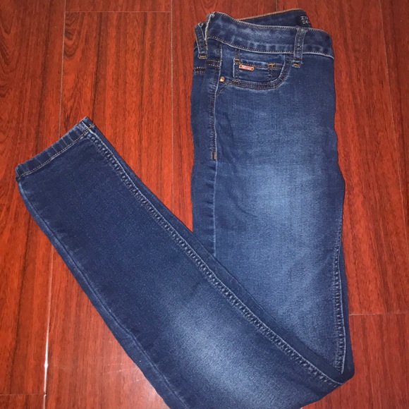 Brand New Zara Jeans - Picture 3 of 3