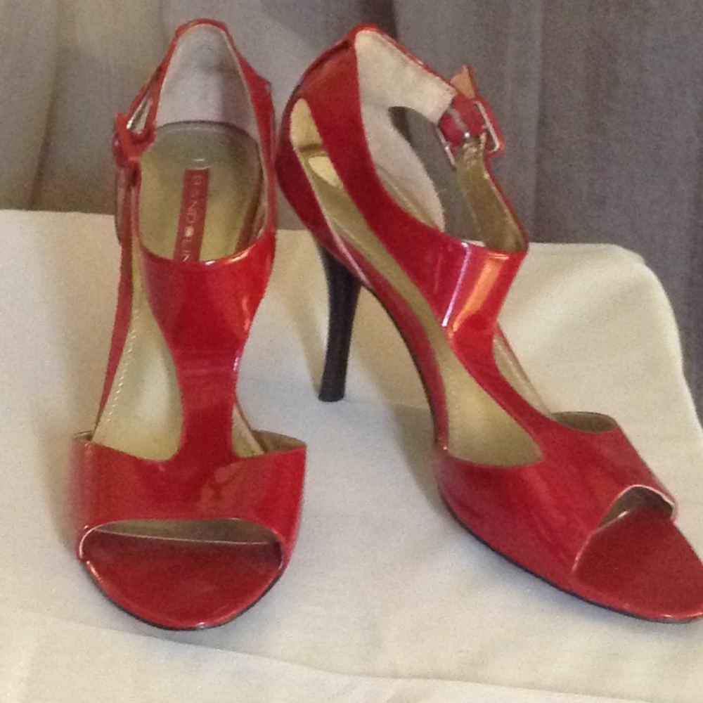 Red Bandolino Sandals