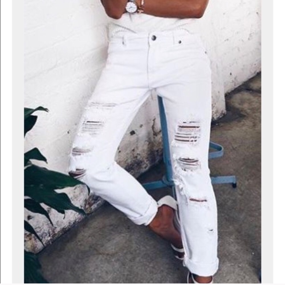 Levi’s distressed boyfriend jeans BOHO