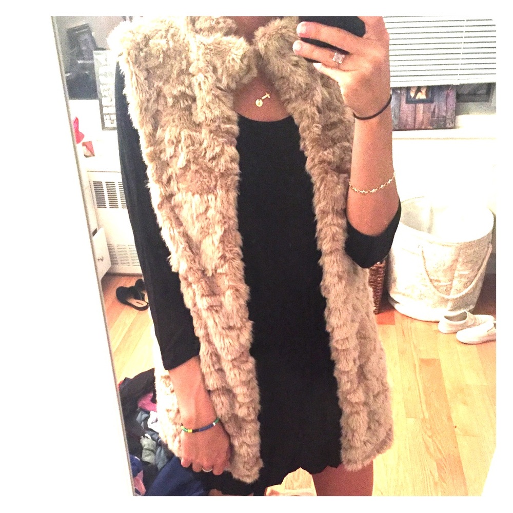 Barely worn really cute fur vest!!!!