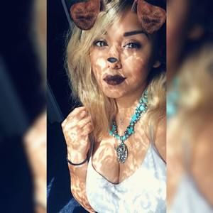 Meet your Posher, Crystal