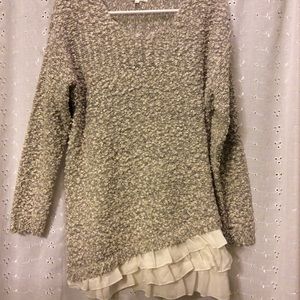 Women’s Tunic Sweater With Ruffles!