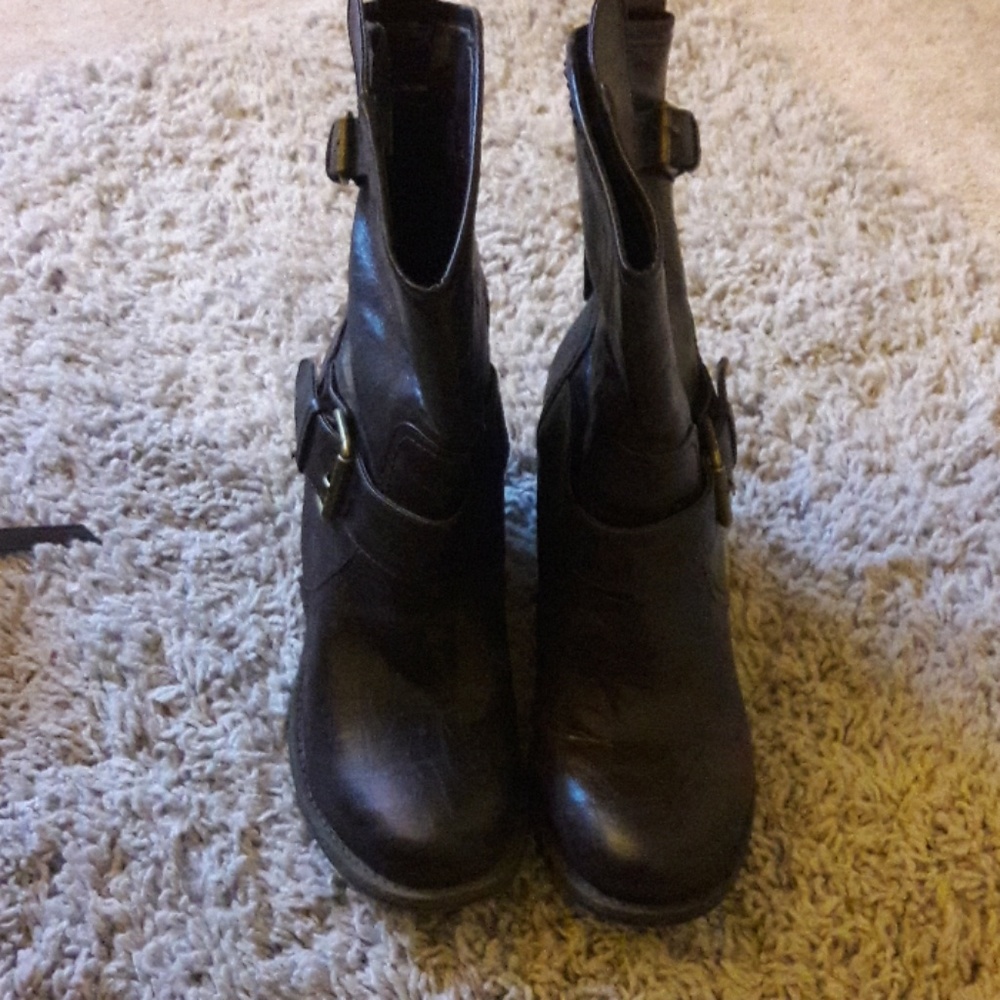 Booties - Picture 2 of 4