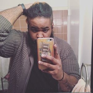 Meet your Posher, Aaron