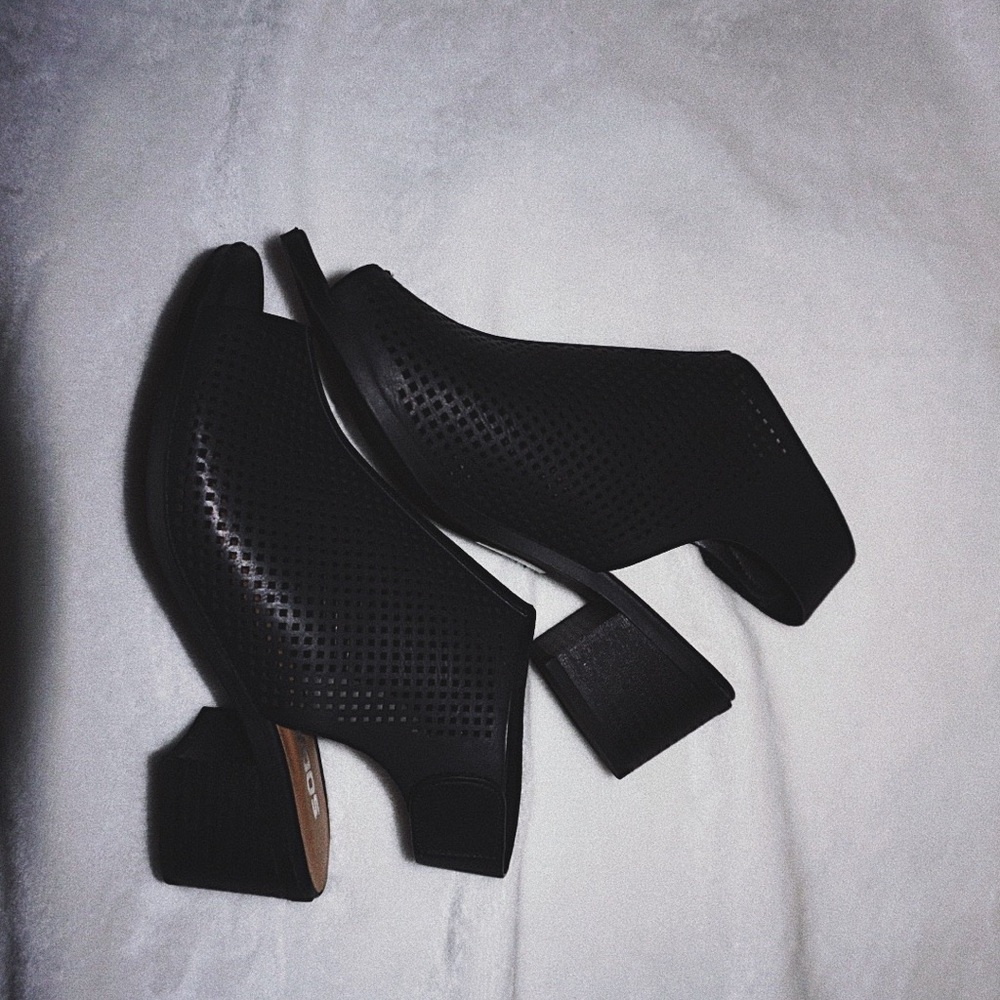 Size 5 SODA wedges