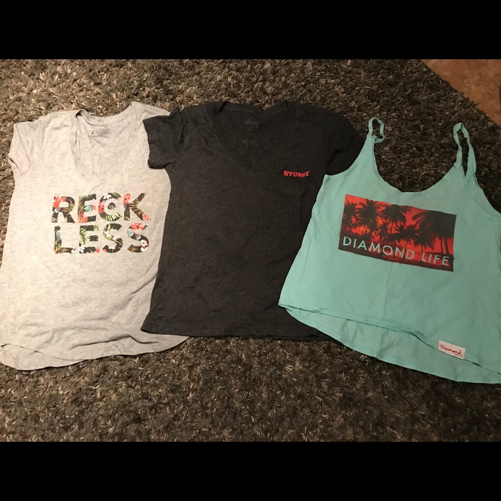 Bundle of 3 shirts