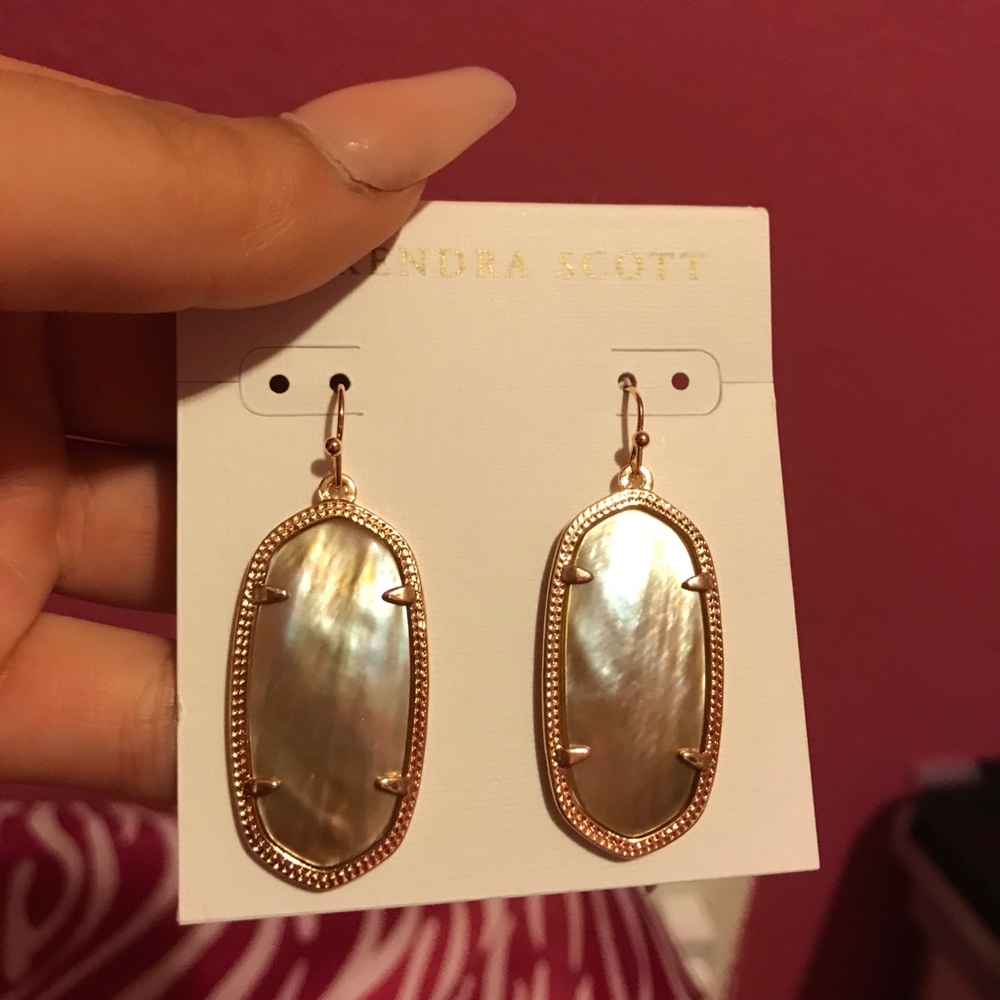 Brand new Kendra Scott earrings