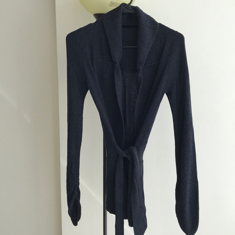 Lululemon belted cardigan, sweater wrap (size 2)