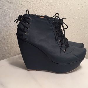 vegan slate lace up boot